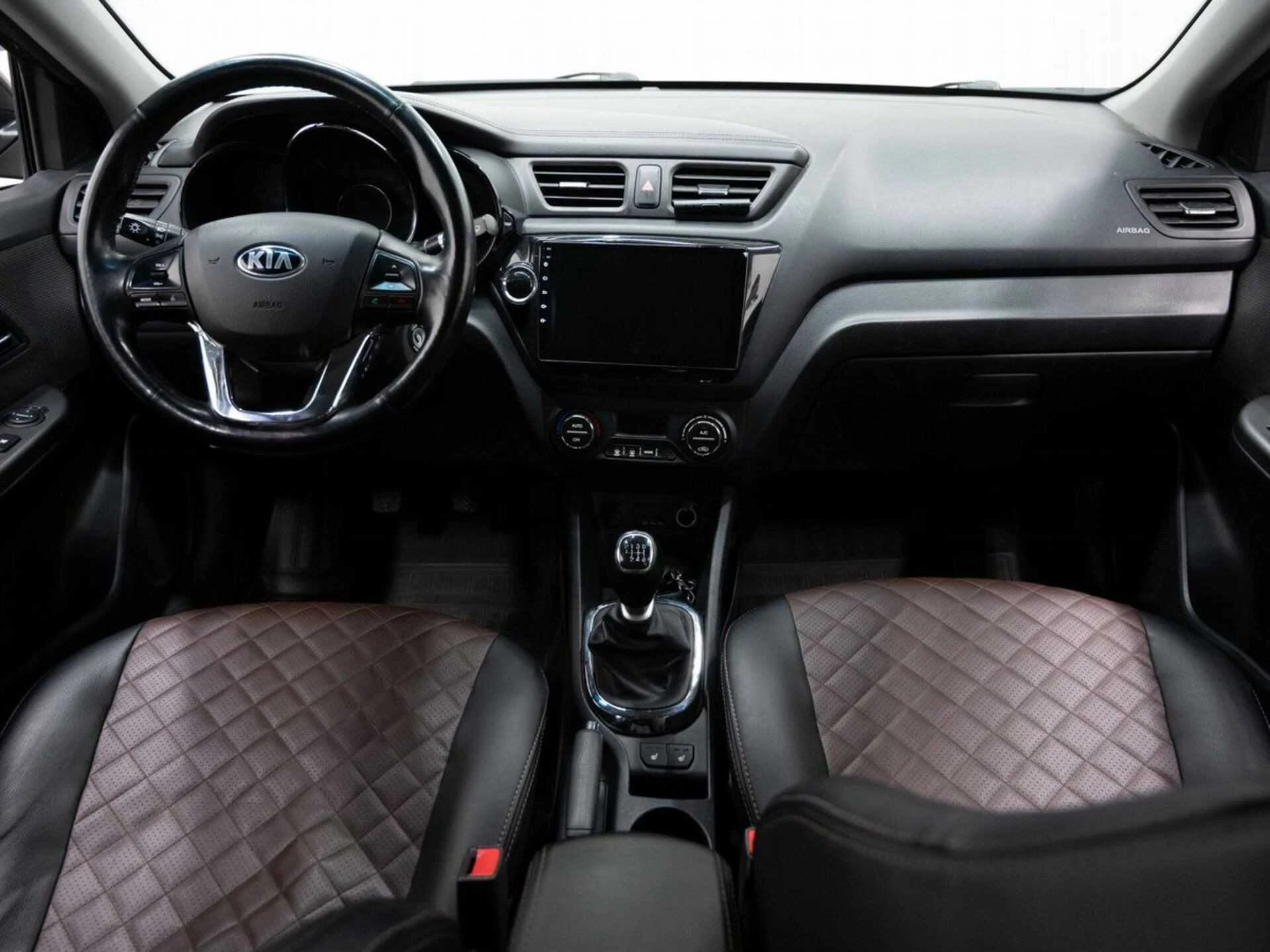 KIA RIO, Коричневый, 2014, Механическая, 123 л.с., цена от 664 000 руб.