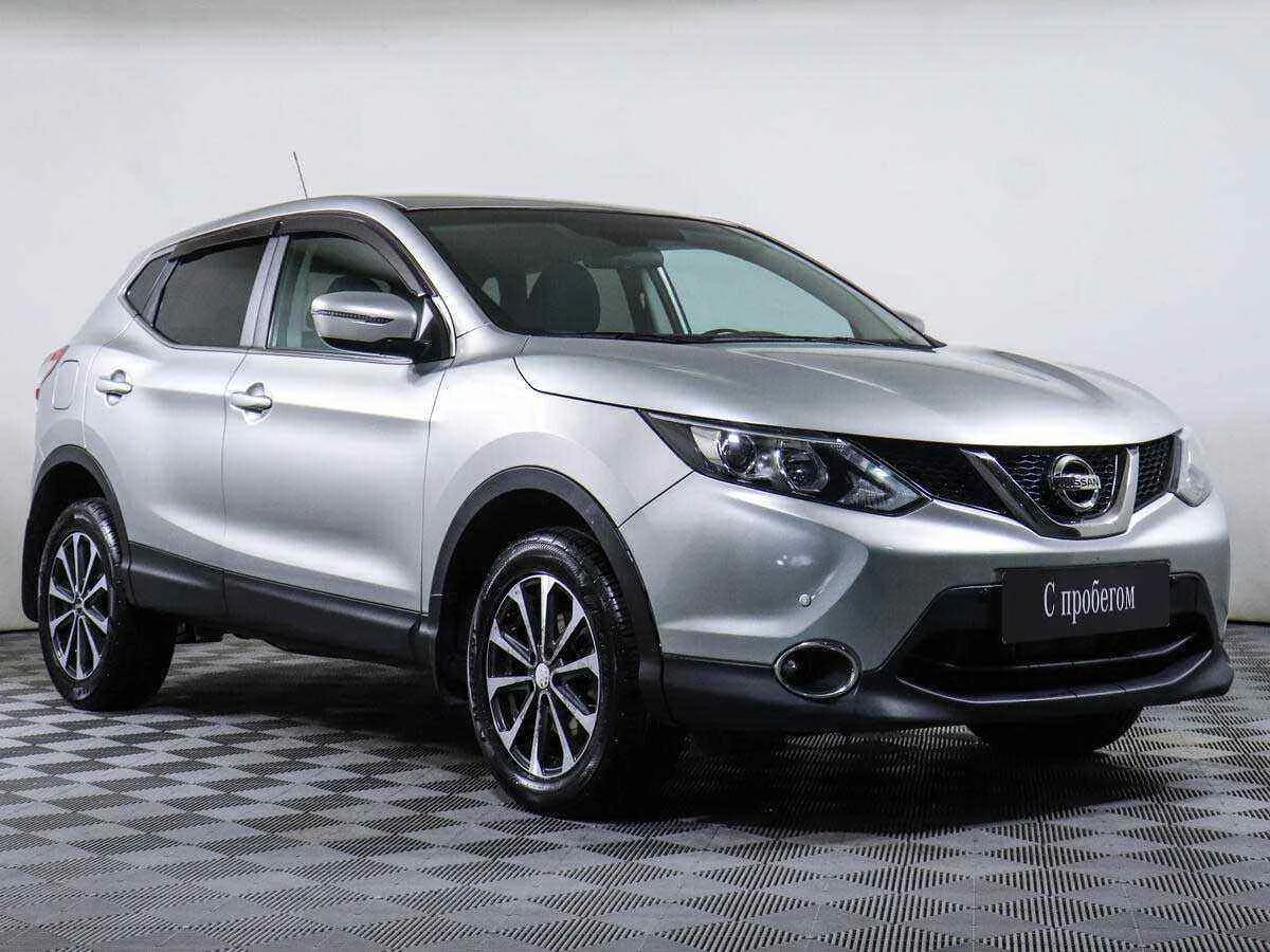 Nissan Qashqai, Серебряный, 2014, Вариатор, 144 л.с., цена от 905 000 руб.