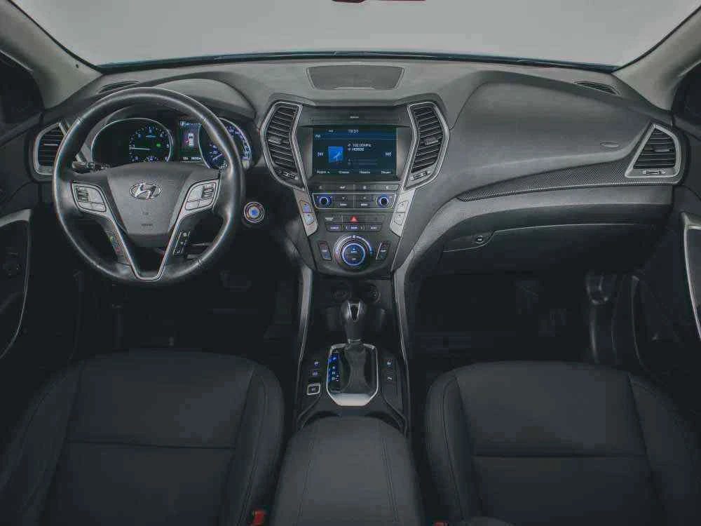 Hyundai Santa Fe, Голубой, 2018, Автоматическая, 200 л.с., цена от 1 660 000 руб.