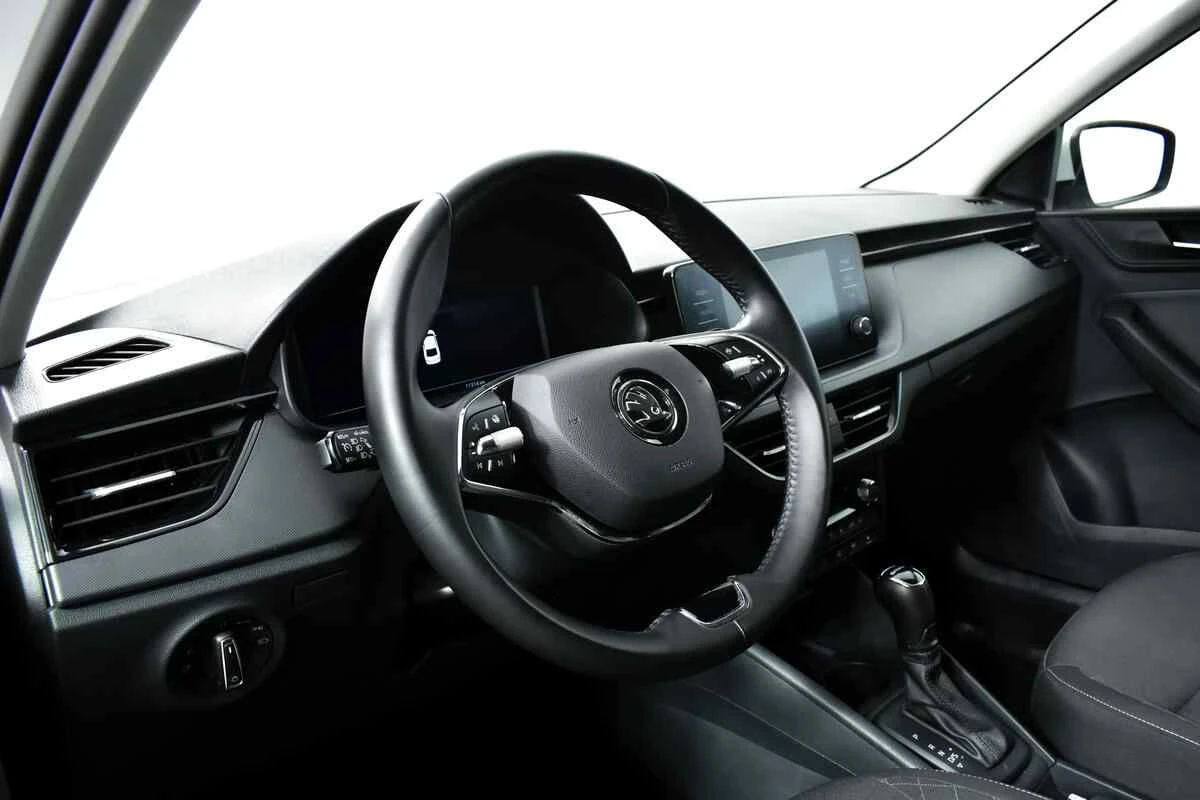 Skoda Rapid, Белый, 2021, Робот, 125 л.с., цена от 1 205 000 руб.