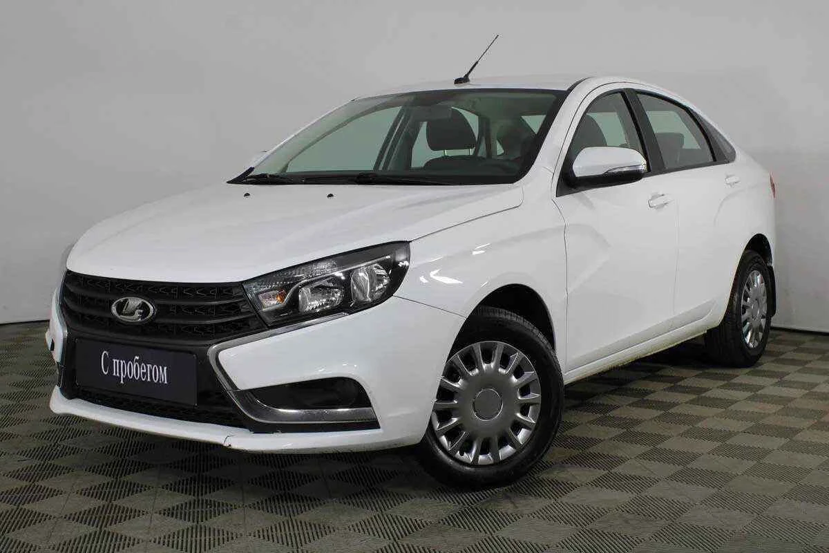 LADA Vesta, Белый, 2019, Механическая, 106 л.с., цена от 455 000 руб.