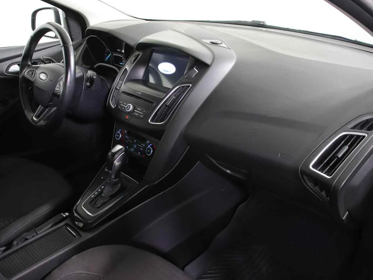 Ford Focus, Голубой, 2018, Робот, 125 л.с., цена от 839 000 руб.
