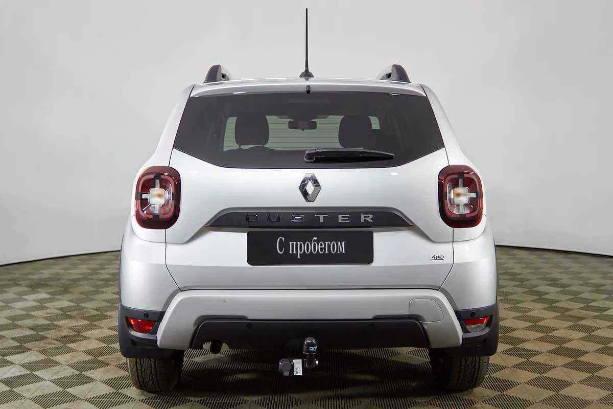 Renault Duster, Серебряный, 2021, Механическая, 109 л.с., цена от 1 981 800 руб.