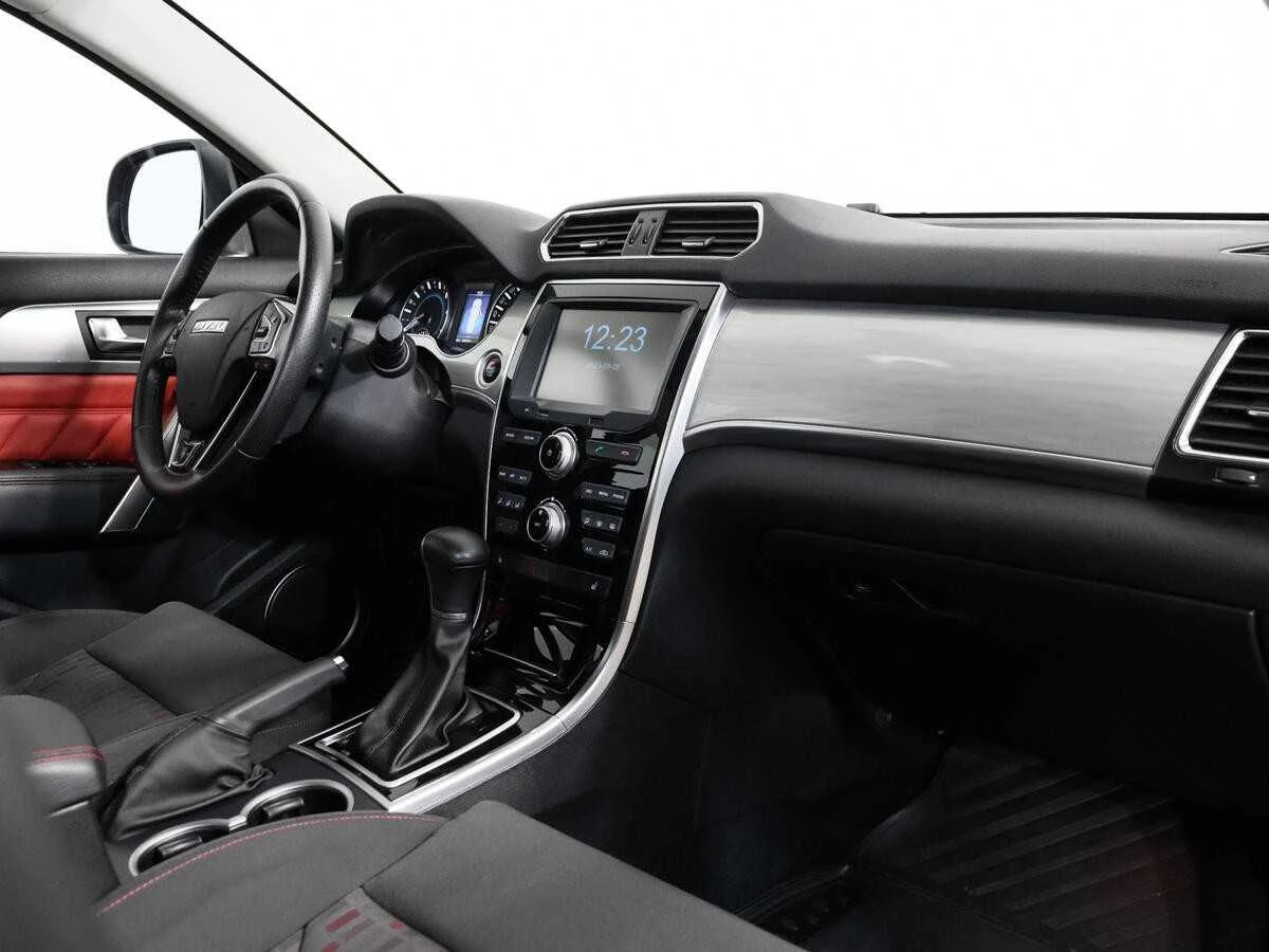 HAVAL H2, Красный, 2016, Автоматическая, 150 л.с., цена от 793 600 руб.