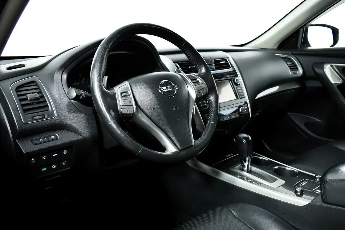 Nissan Teana, Серебряный, 2015, Вариатор, 249 л.с., цена от 922 400 руб.