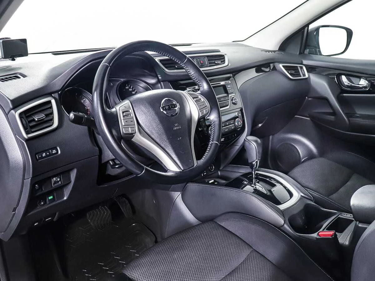 NISSAN QASHQAI, Серебряный, 2017, Вариатор, 144 л.с., цена от 989 600 руб.