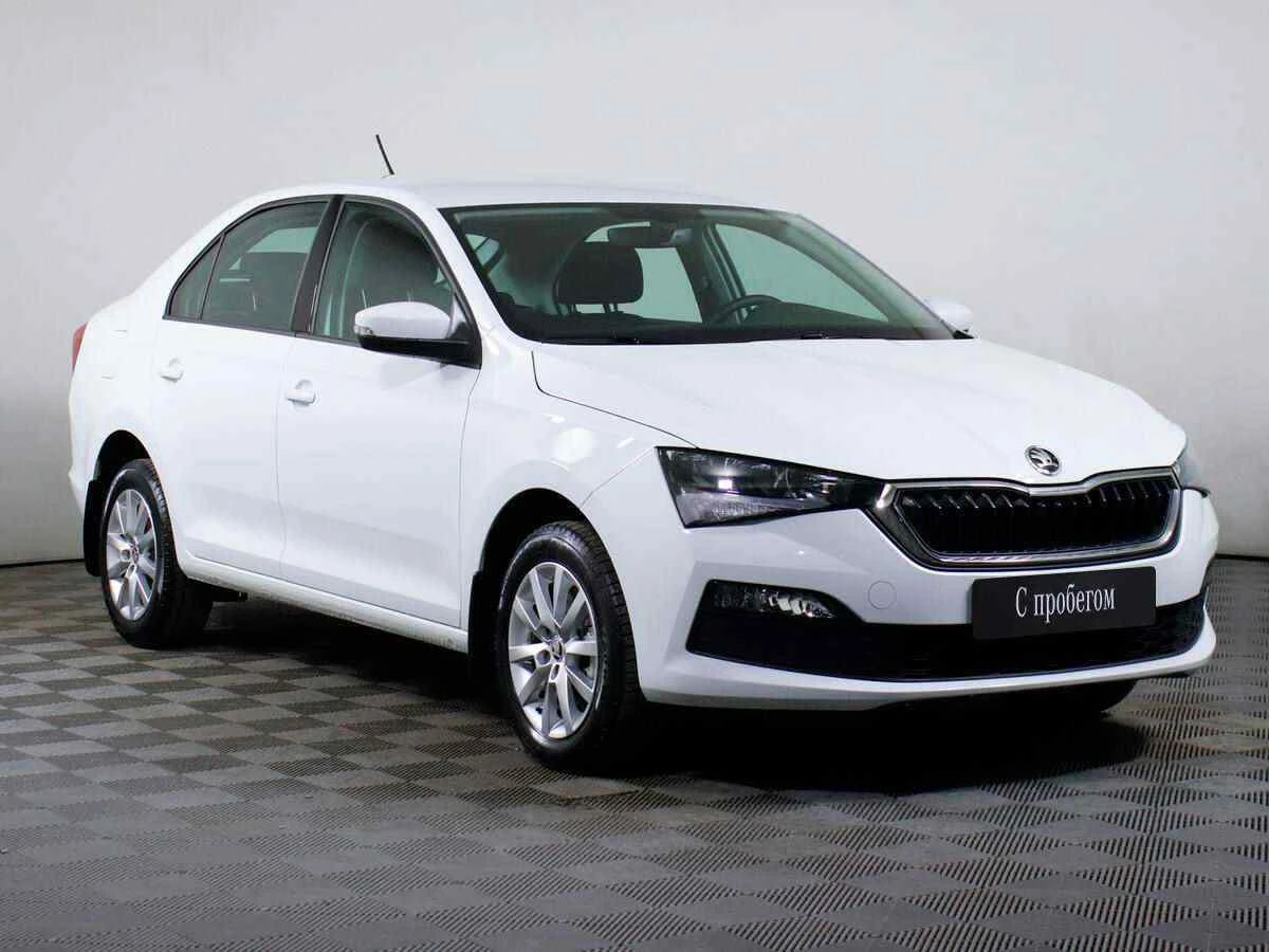 Skoda Rapid, Белый, 2022, Автоматическая, 110 л.с., цена от 1 400 000 руб.