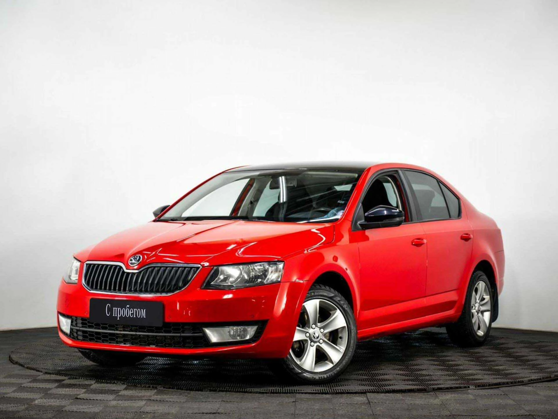 SKODA OCTAVIA, Красный, 2015, Робот, 150 л.с., цена от 764 800 руб.