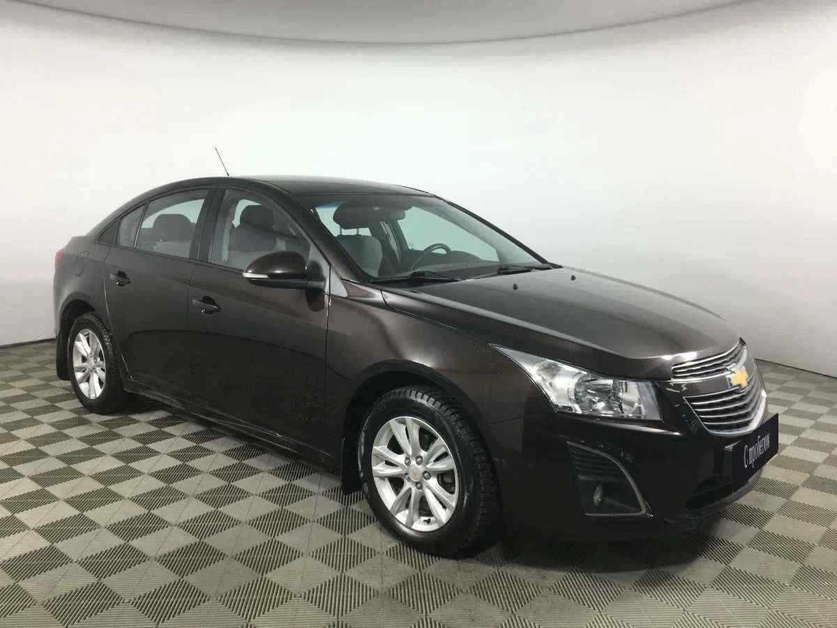 Chevrolet Cruze, Коричневый, 2014, Автоматическая, 109 л.с., цена от 527 400 руб.