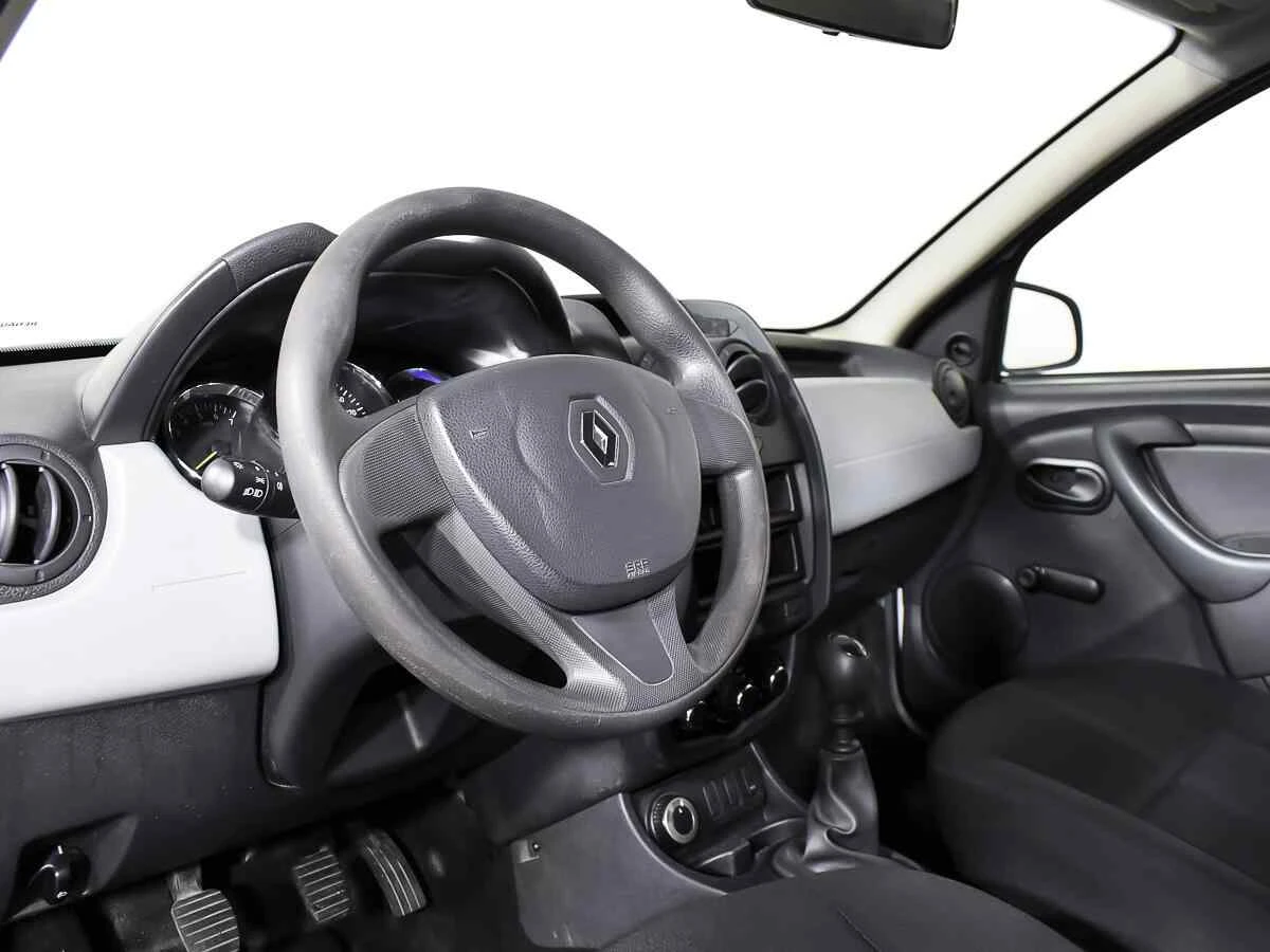 Renault Duster, Белый, 2017, Механическая, 114 л.с., цена от 690 000 руб.