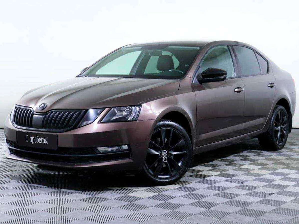 Skoda Octavia, Коричневый, 2018, Робот, 150 л.с., цена от 1 000 000 руб.