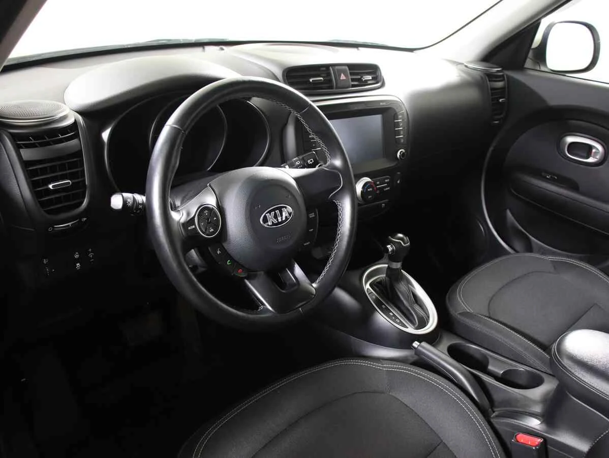 KIA Soul, Бежевый, 2019, Автоматическая, 132 л.с., цена от 1 205 000 руб.