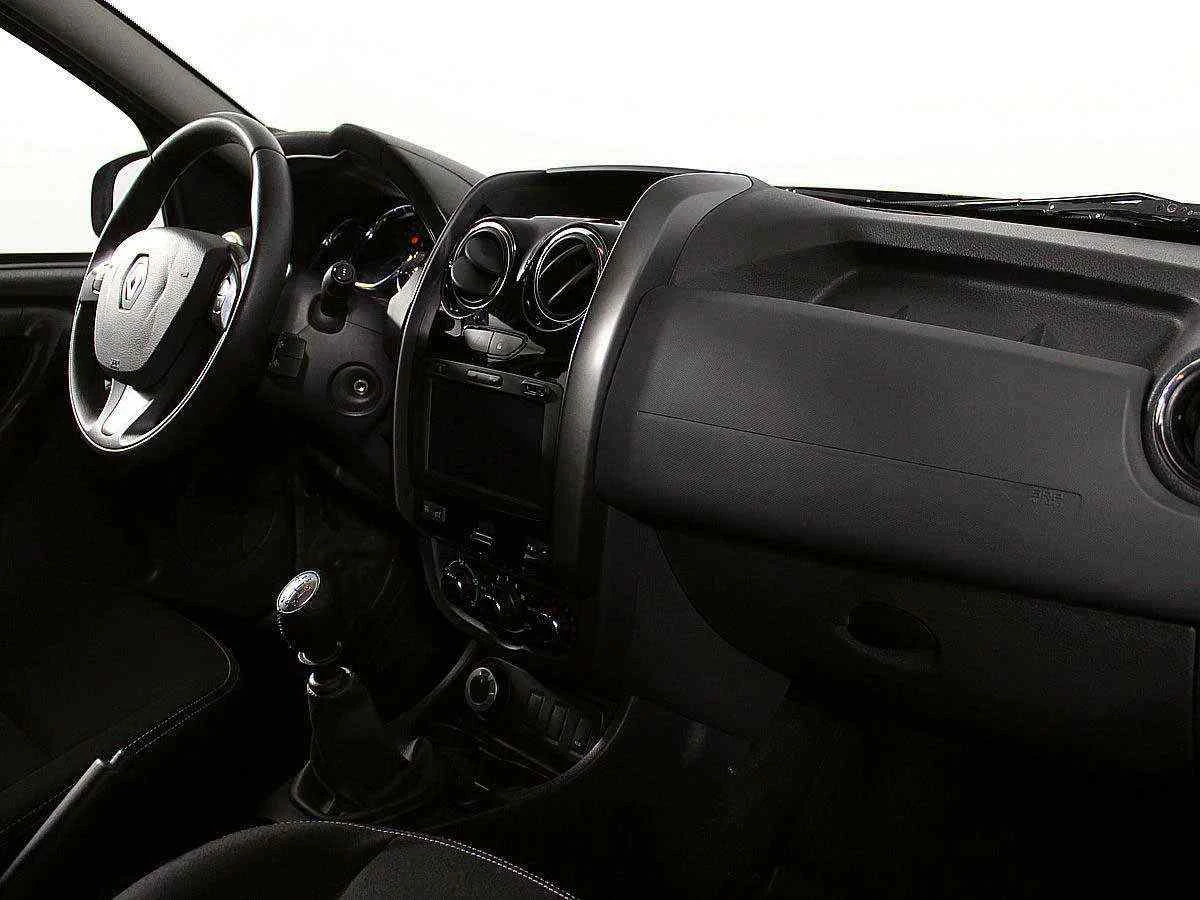 Renault Duster, Черный, 2015, Механическая, 143 л.с., цена от 893 000 руб.