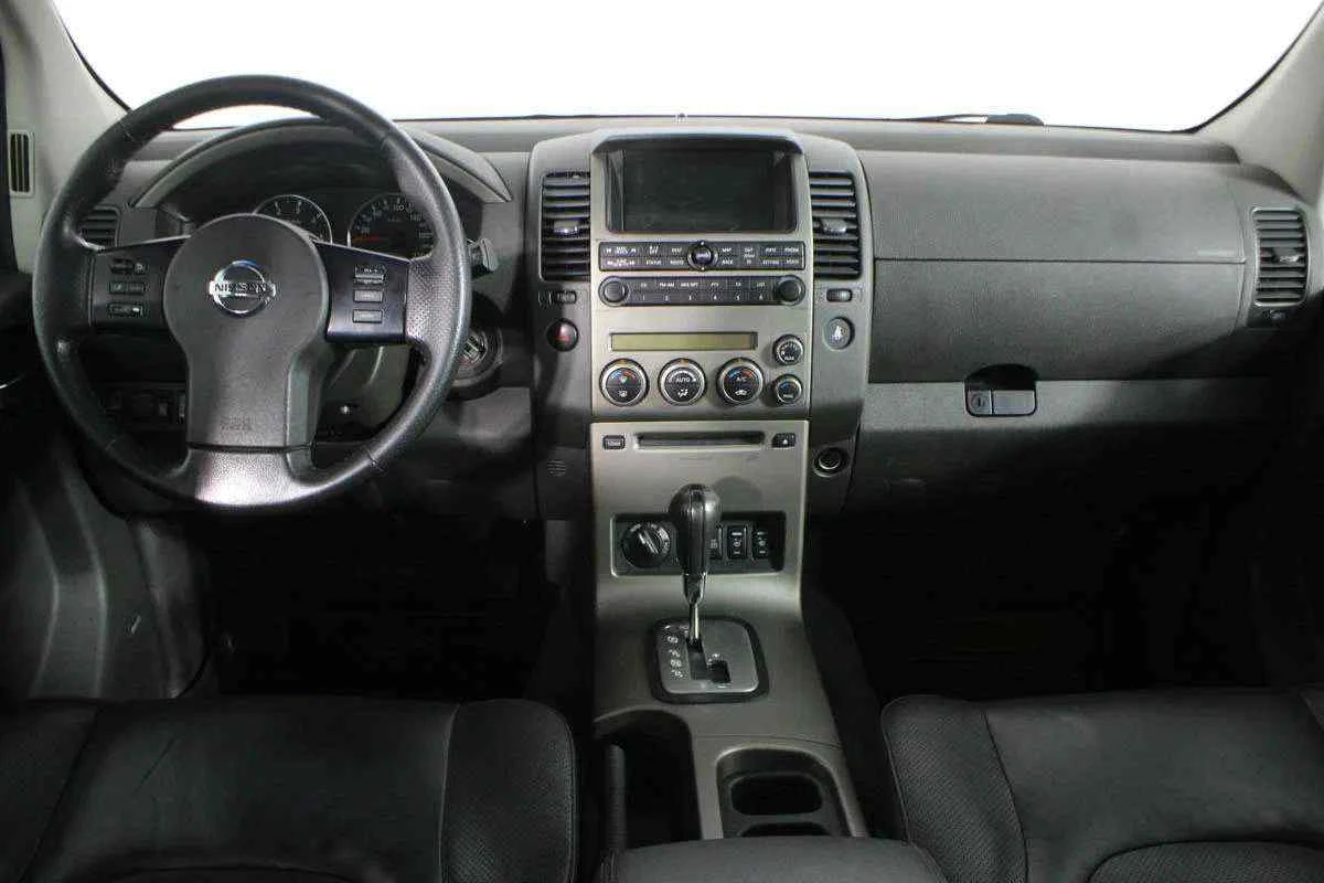 Nissan Pathfinder, Серый, 2008, Автоматическая, 174 л.с., цена от 864 000 руб.