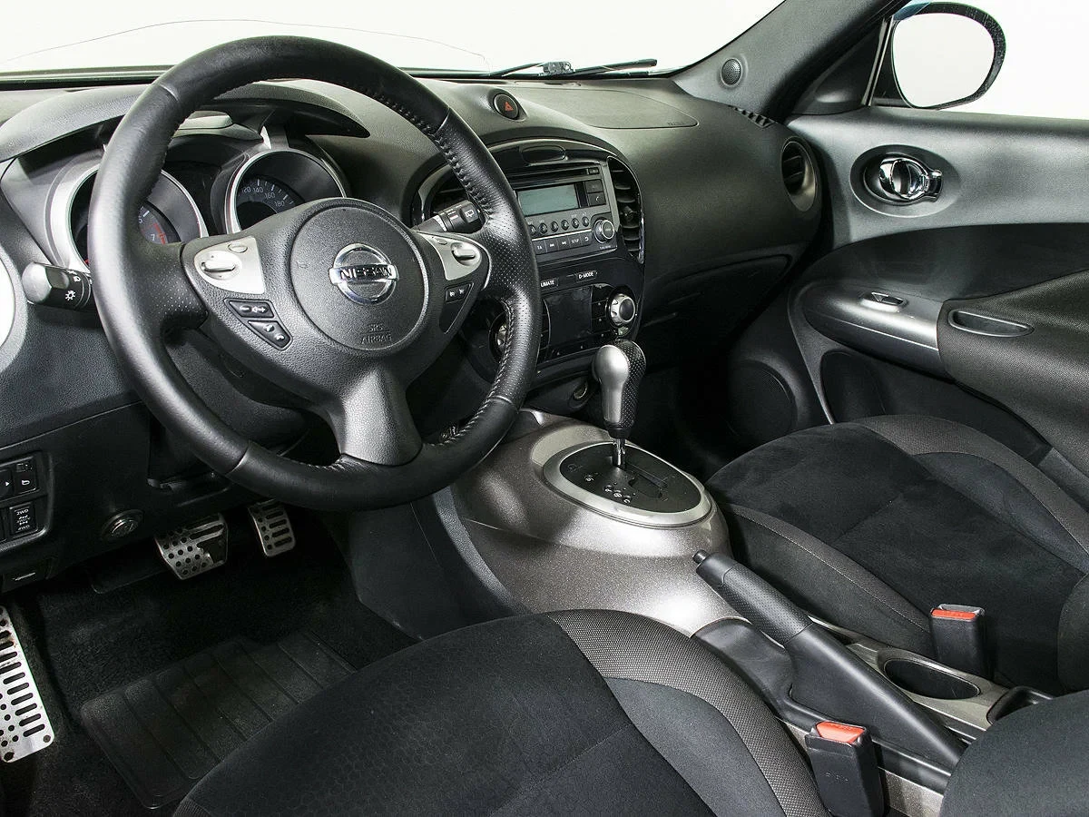 Nissan Juke, Черный, 2011, Вариатор, 190 л.с., цена от 477 000 руб.