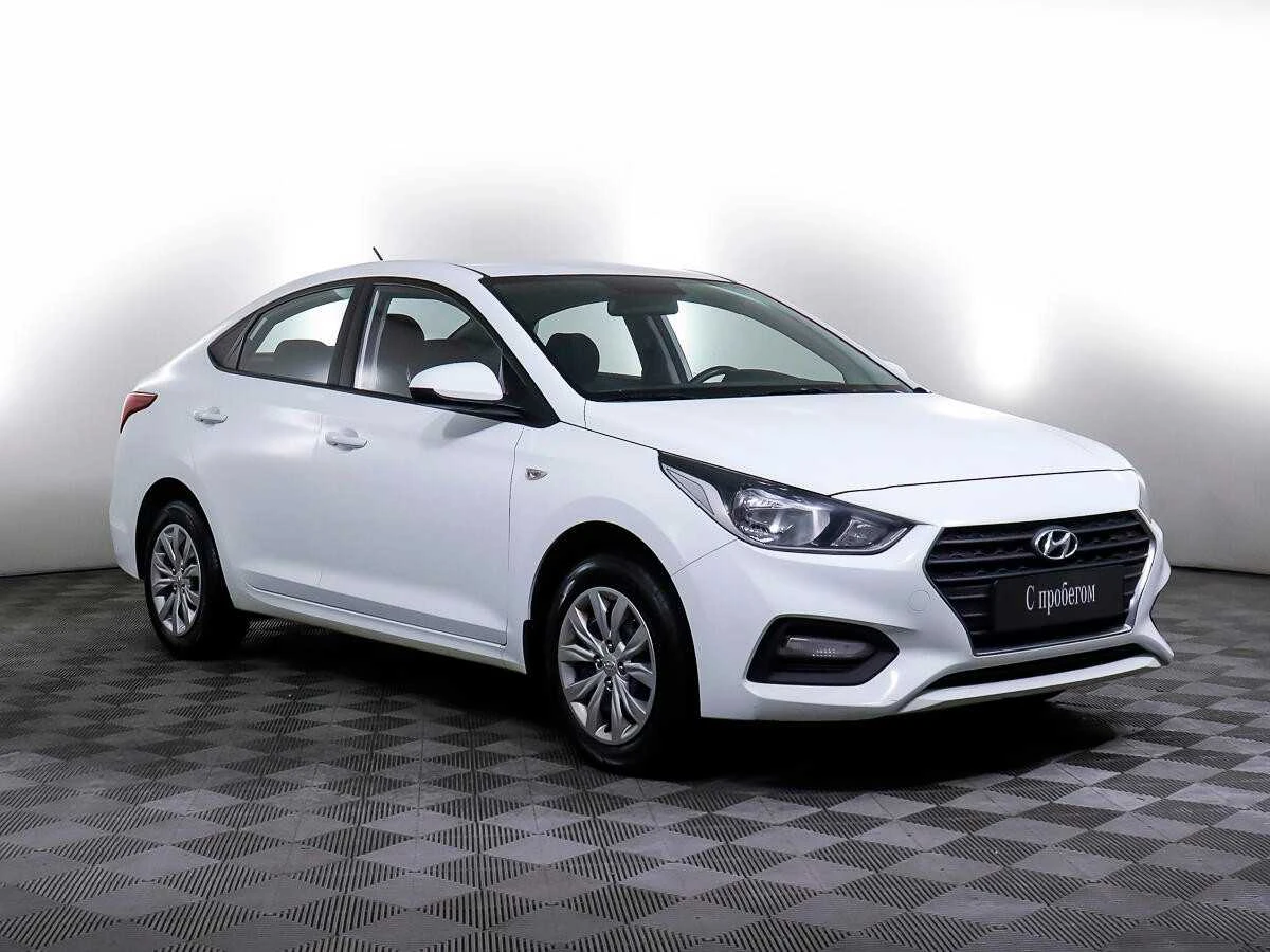HYUNDAI SOLARIS, Белый, 2019, Механическая, 100 л.с., цена от 704 000 руб.