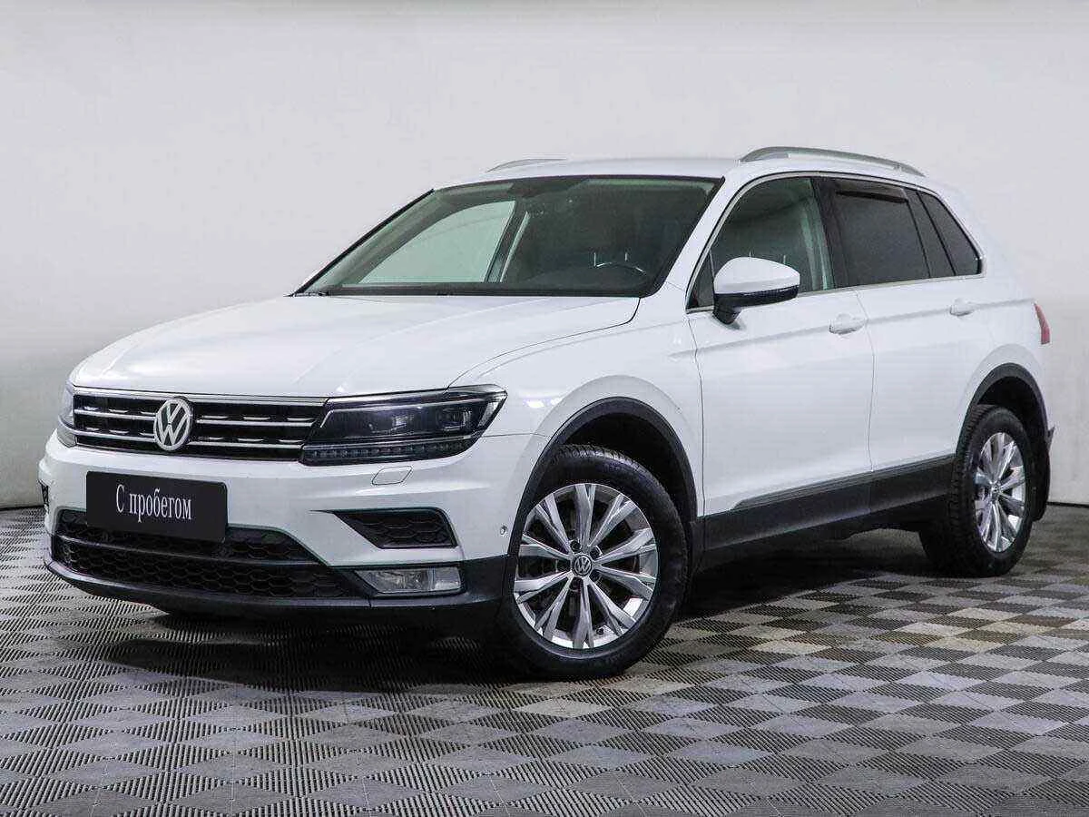Volkswagen Tiguan, Белый, 2016, Робот, 150 л.с., цена от 898 000 руб.