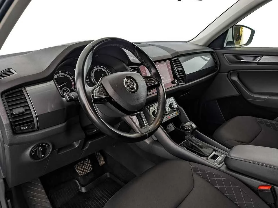 SKODA KODIAQ, Белый, 2018, Робот, 150 л.с., цена от 1 433 600 руб.