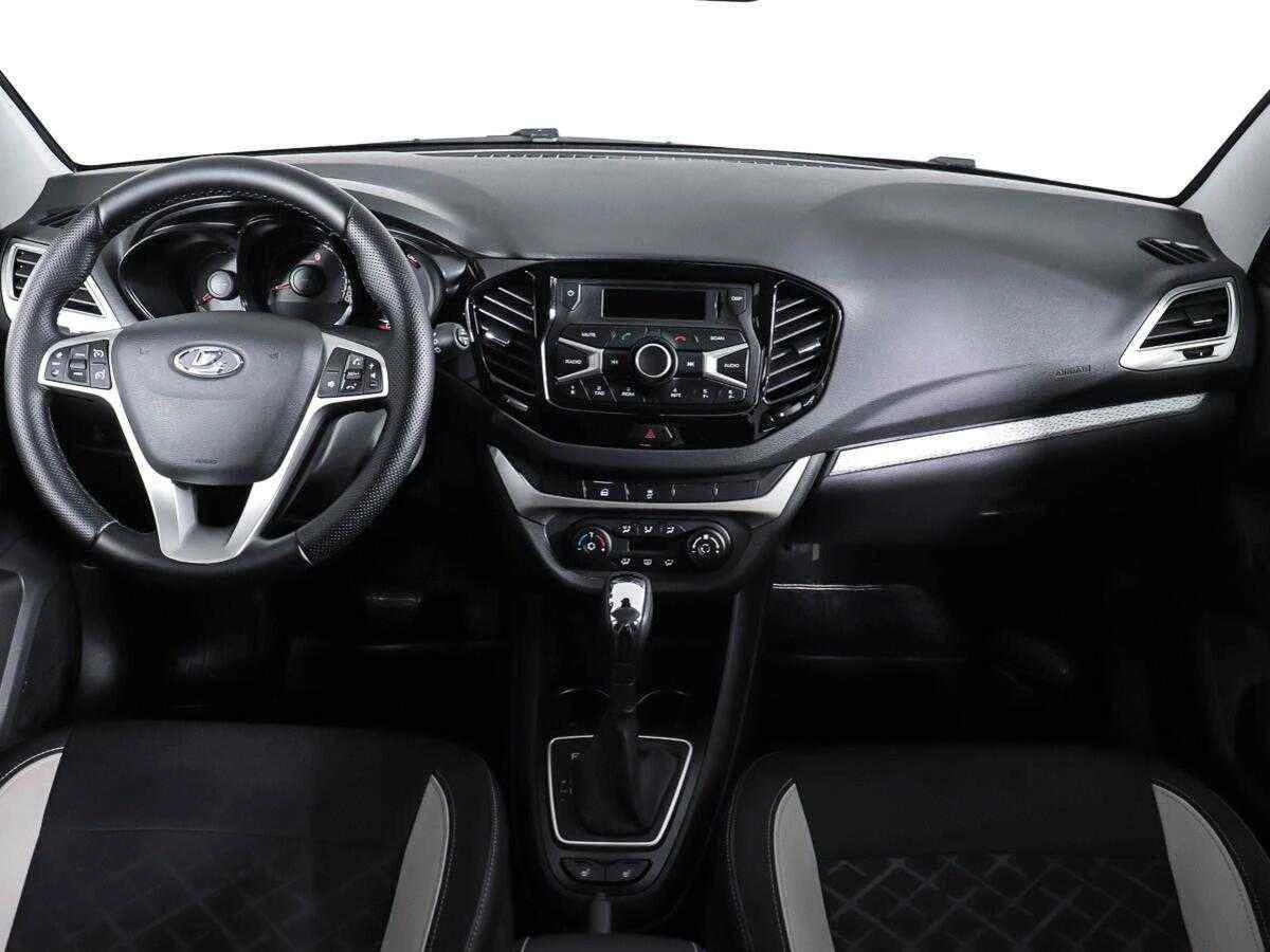 LADA Vesta, Серебряный, 2021, Робот, 106 л.с., цена от 537 000 руб.