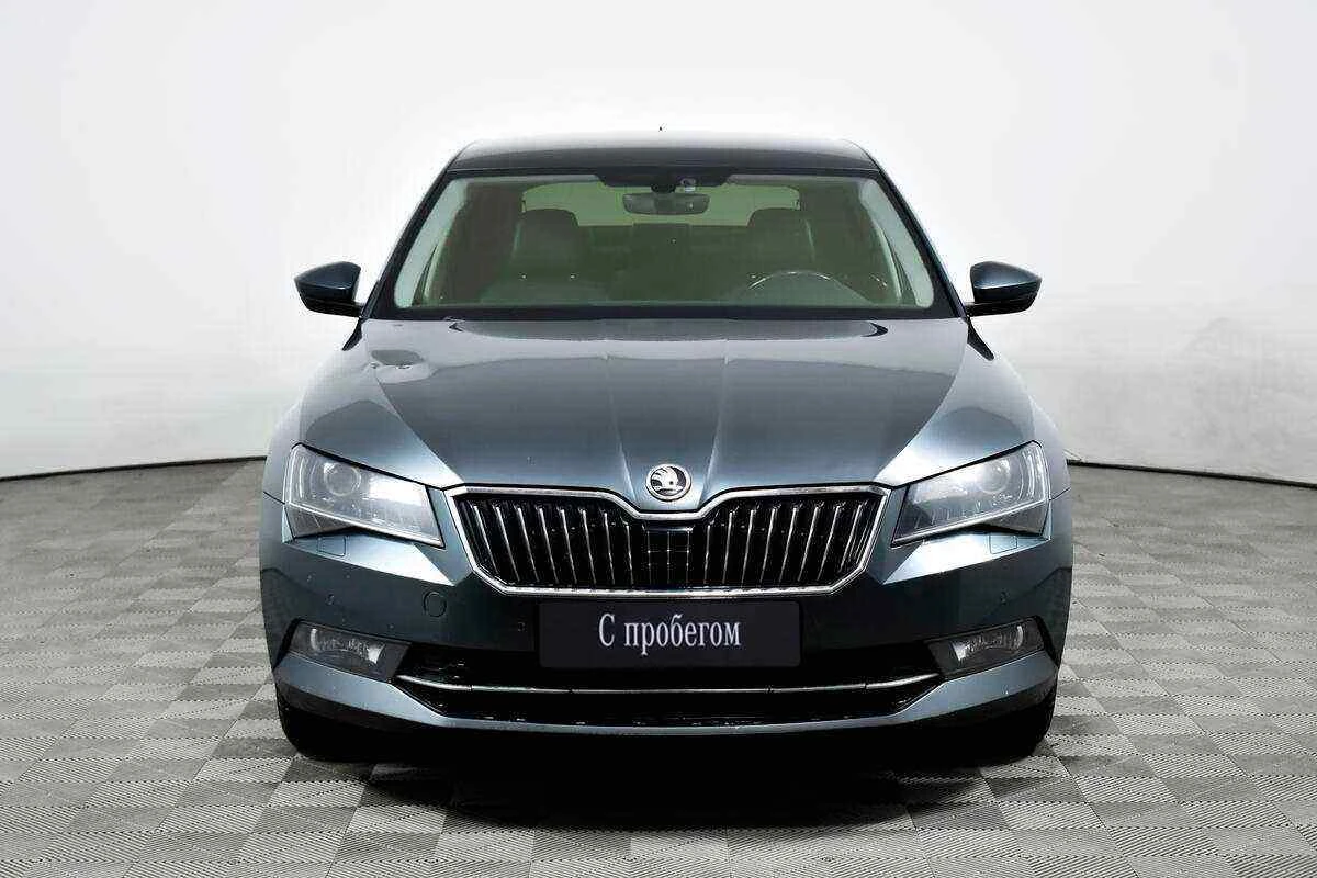 Skoda Superb, Серый, 2017, Робот, 180 л.с., цена от 1 195 000 руб.