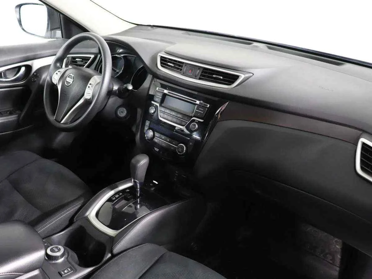 Nissan X-Trail, Серебряный, 2016, Вариатор, 144 л.с., цена от 1 175 000 руб.