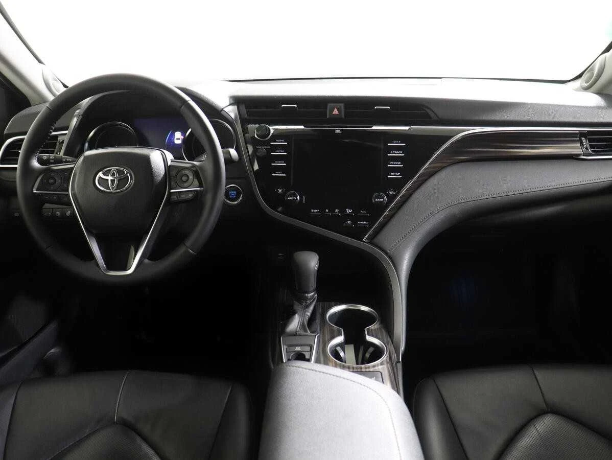 TOYOTA CAMRY, Черный, 2018, Автоматическая, 249 л.с., цена от 1 904 000 руб.