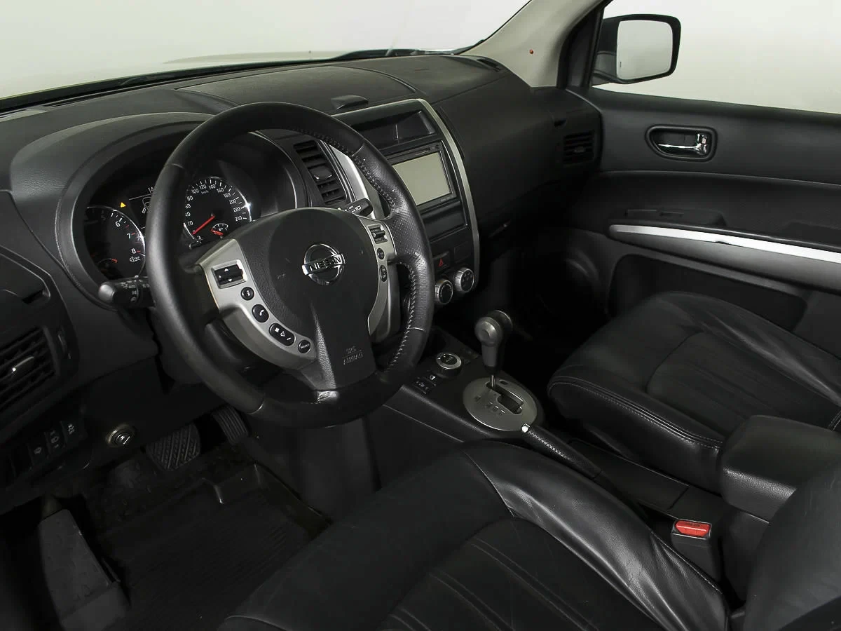 Nissan X-Trail, Бежевый, 2011, 169 л.с., цена от 797 000 руб.