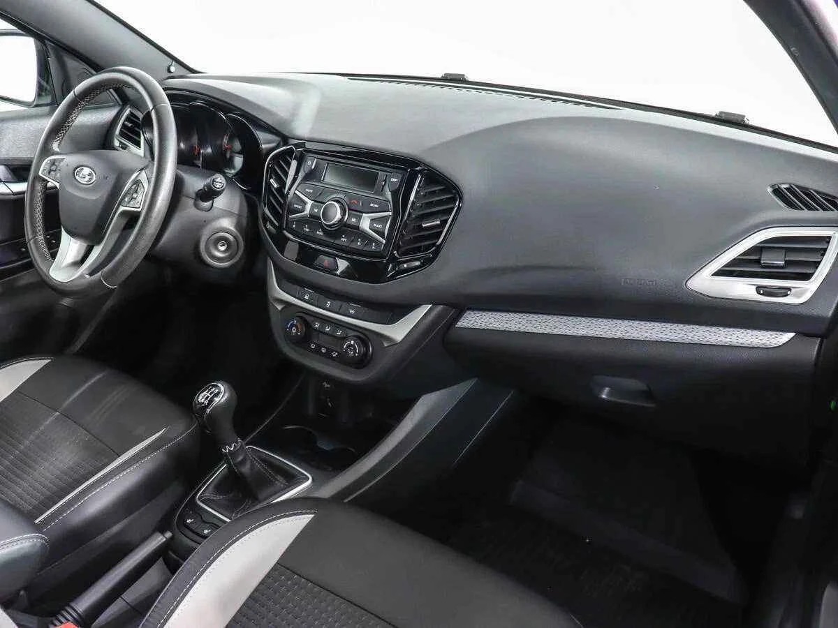 LADA Vesta SW Cross, Синий, 2020, Механическая, 106 л.с., цена от 811 000 руб.