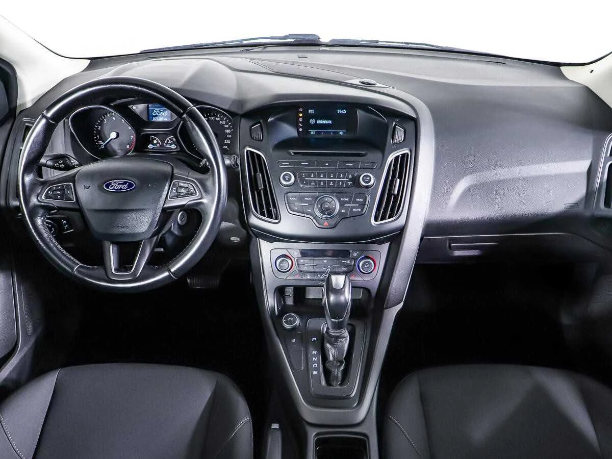 FORD FOCUS, Серебряный, 2018, Робот, 125 л.с., цена от 848 000 руб.