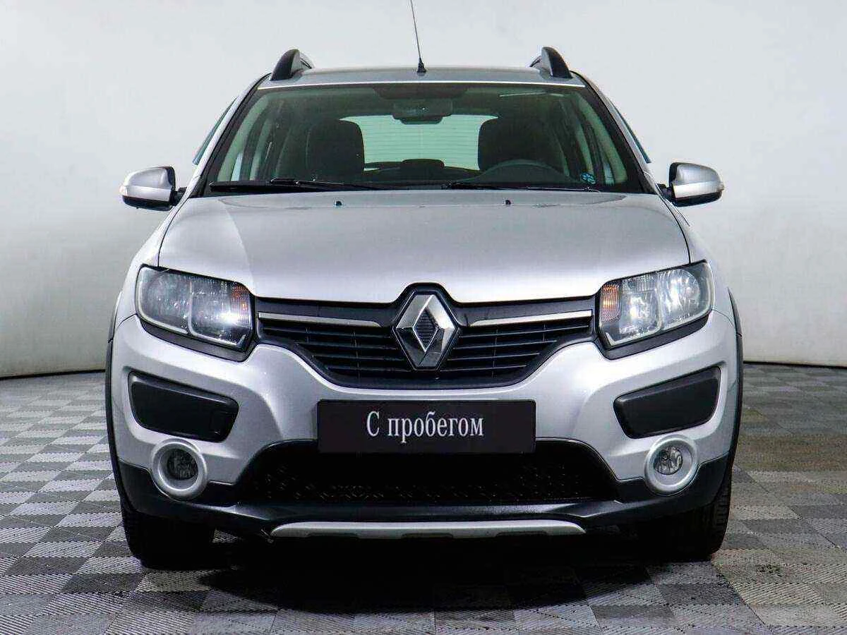 Renault Sandero, Серебряный, 2017, Механическая, 82 л.с., цена от 450 000 руб.