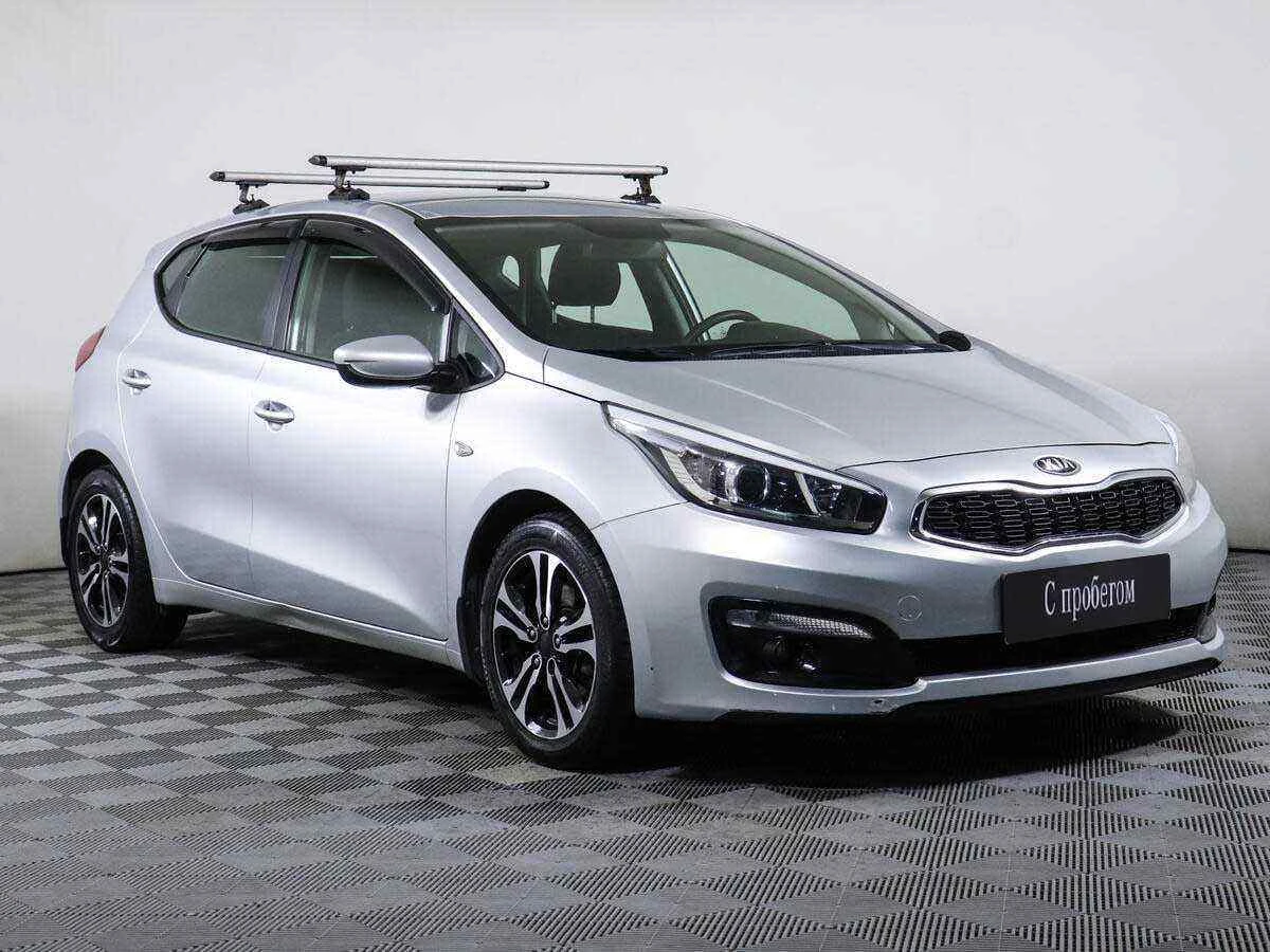 KIA Ceed, Серебряный, 2017, Механическая, 130 л.с., цена от 865 000 руб.