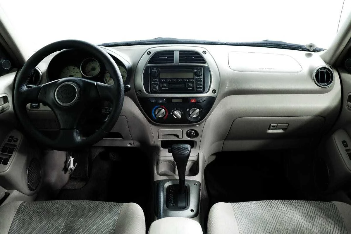 TOYOTA RAV4, Зеленый, 2002, Автоматическая, 150 л.с., цена от 576 000 руб.