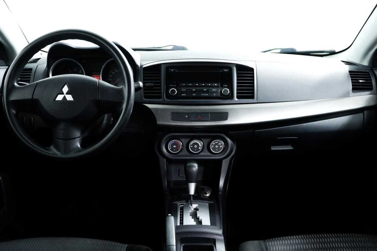 MITSUBISHI LANCER, Серебряный, 2013, Автоматическая, 117 л.с., цена от 838 400 руб.