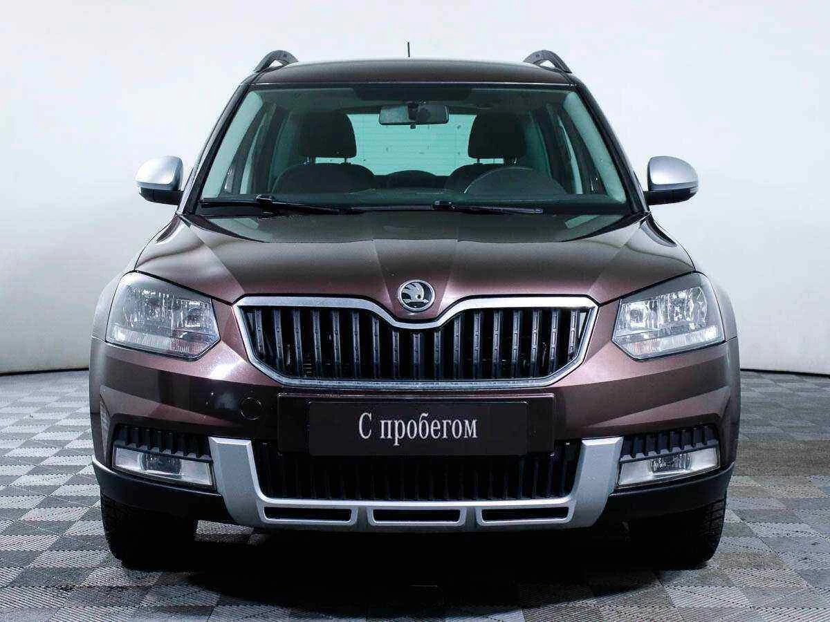 Skoda Yeti, Коричневый, 2017, Робот, 125 л.с., цена от 900 000 руб.