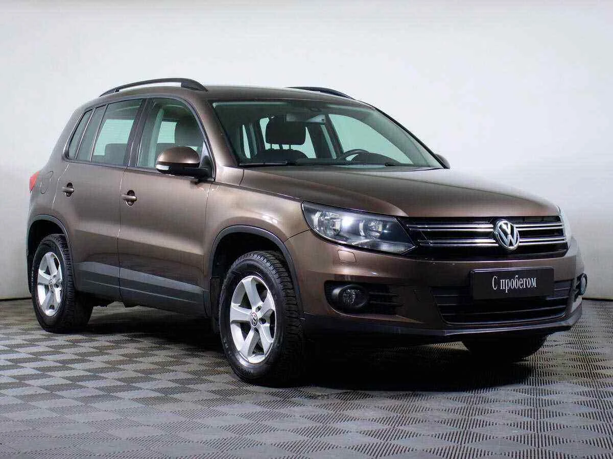 Volkswagen Tiguan, Коричневый, 2018, Механическая, 200 л.с., цена от 1 149 000 руб.