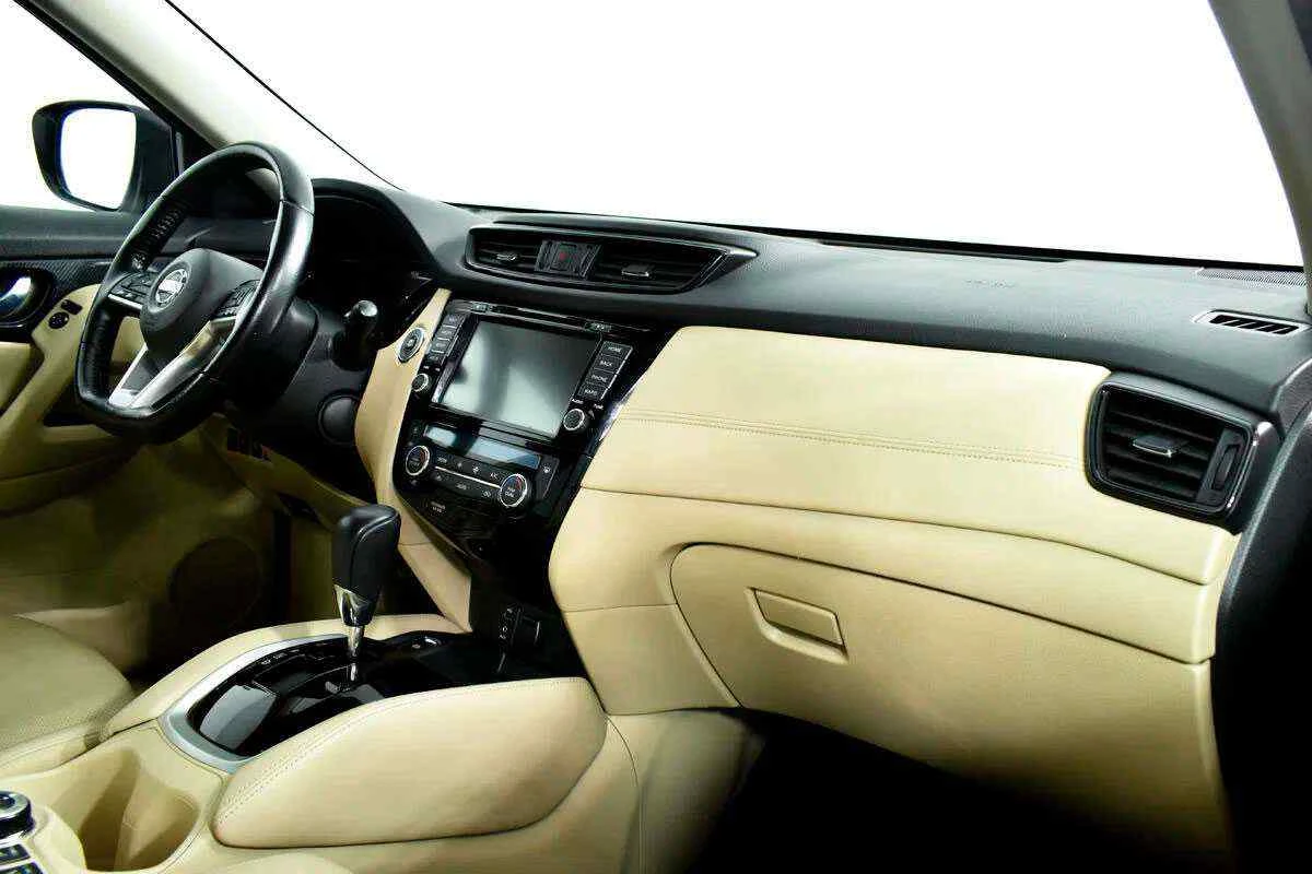 Nissan X-Trail, Белый, 2019, Вариатор, 171 л.с., цена от 1 872 000 руб.