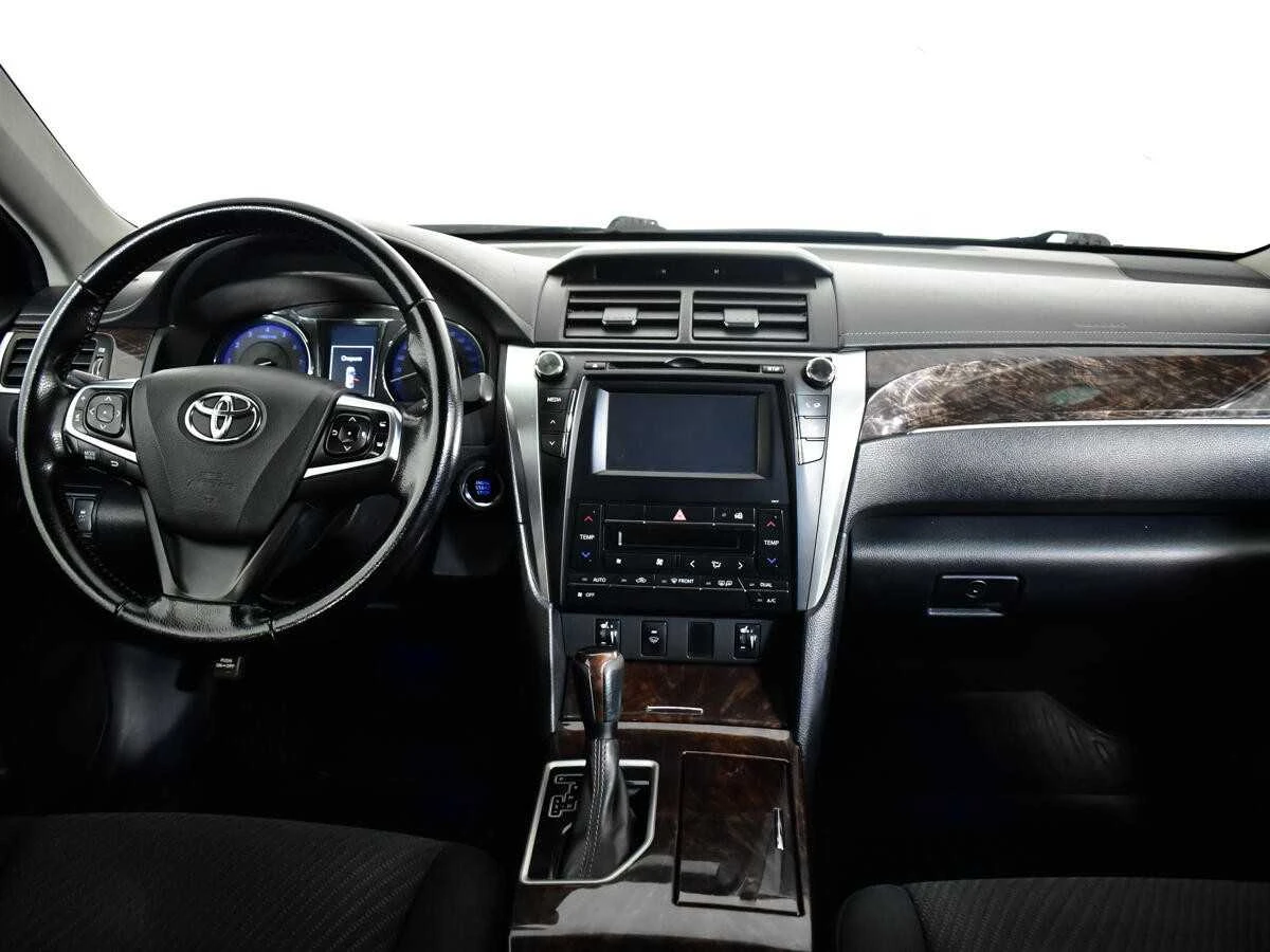 TOYOTA CAMRY, Белый, 2016, Автоматическая, 181 л.с., цена от 1 248 000 руб.
