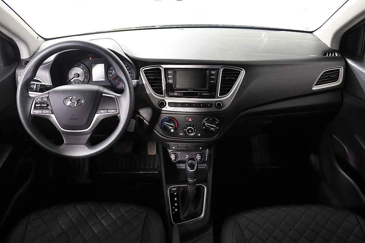 Hyundai Solaris, Черный, 2020, Автоматическая, 123 л.с., цена от 877 000 руб.