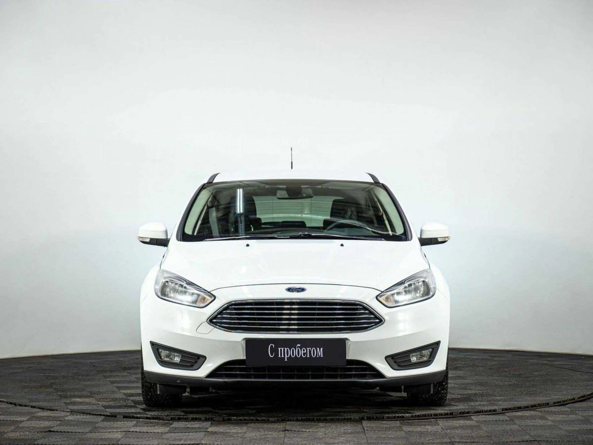 FORD FOCUS, Белый, 2019, Робот, 125 л.с., цена от 876 800 руб.