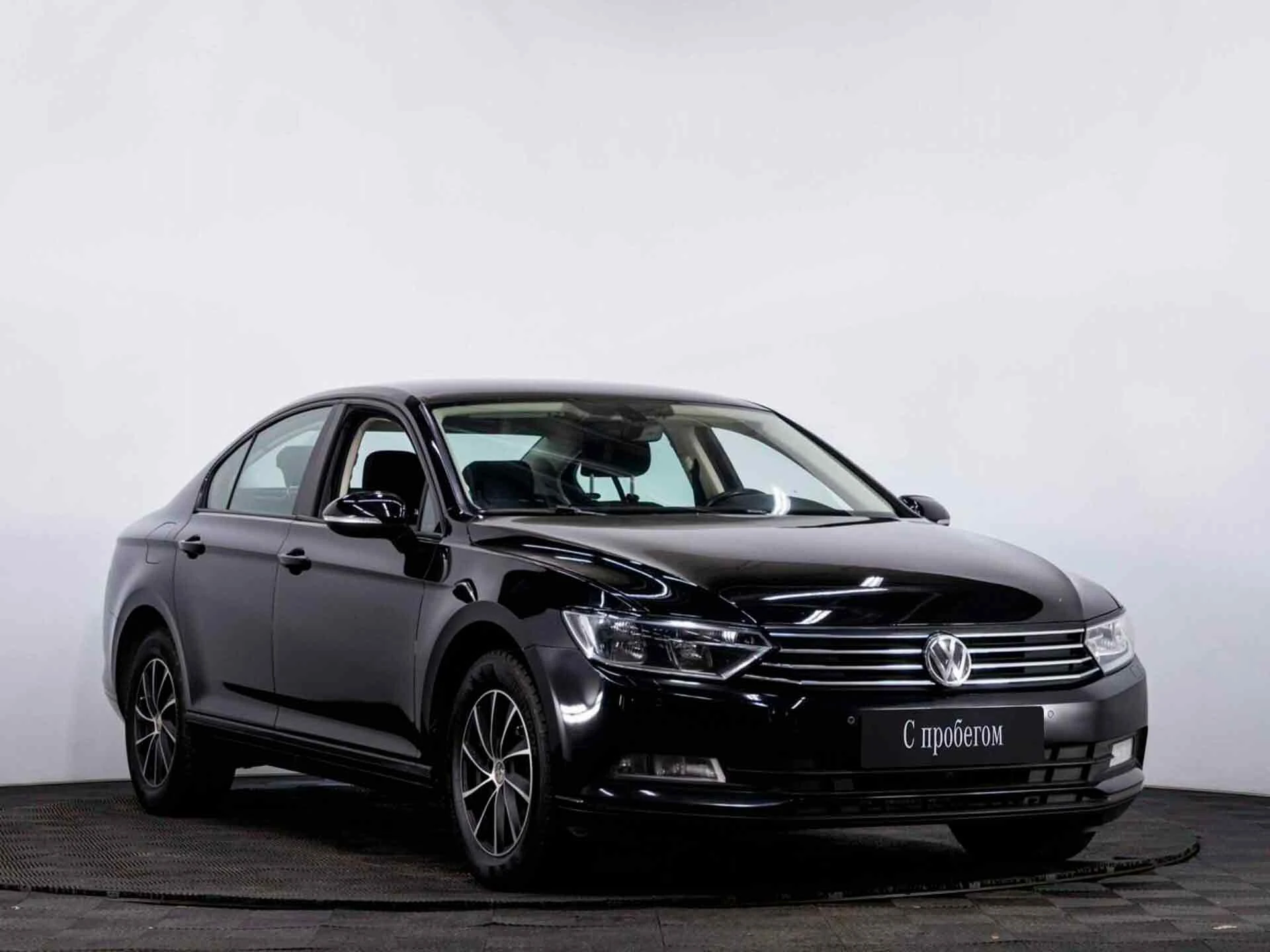 VOLKSWAGEN PASSAT, Черный, 2016, Робот, 150 л.с., цена от 1 052 800 руб.