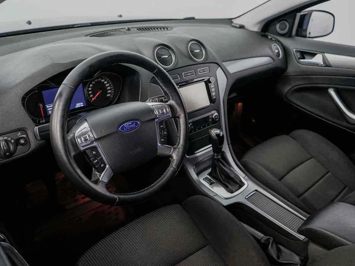 Ford Mondeo, Черный, 2014, Робот, 200 л.с., цена от 752 800 руб.