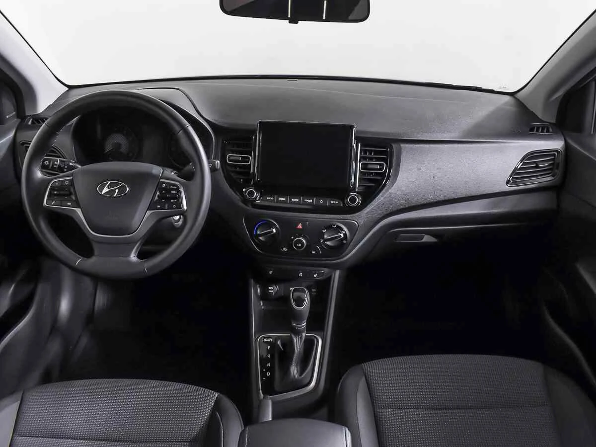 Hyundai Solaris, Серый, 2021, Автоматическая, 123 л.с., цена от 977 000 руб.