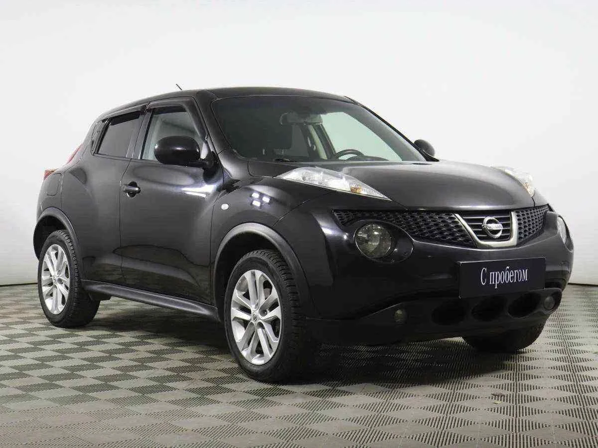 Nissan Juke, Черный, 2013, Вариатор, 117 л.с., цена от 560 000 руб.