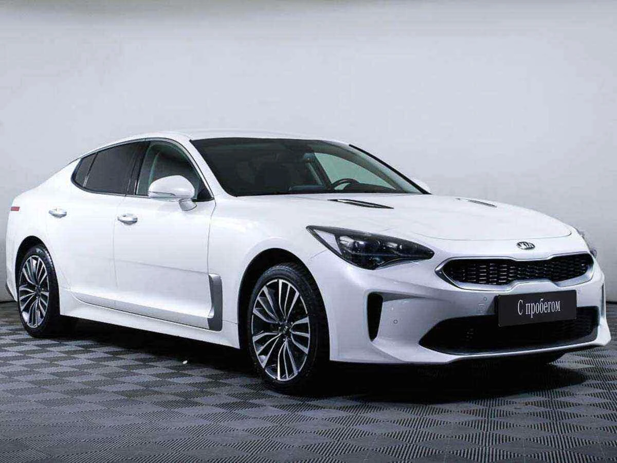 KIA Stinger, Белый, 2018, Автоматическая, 247 л.с., цена от 1 885 000 руб.