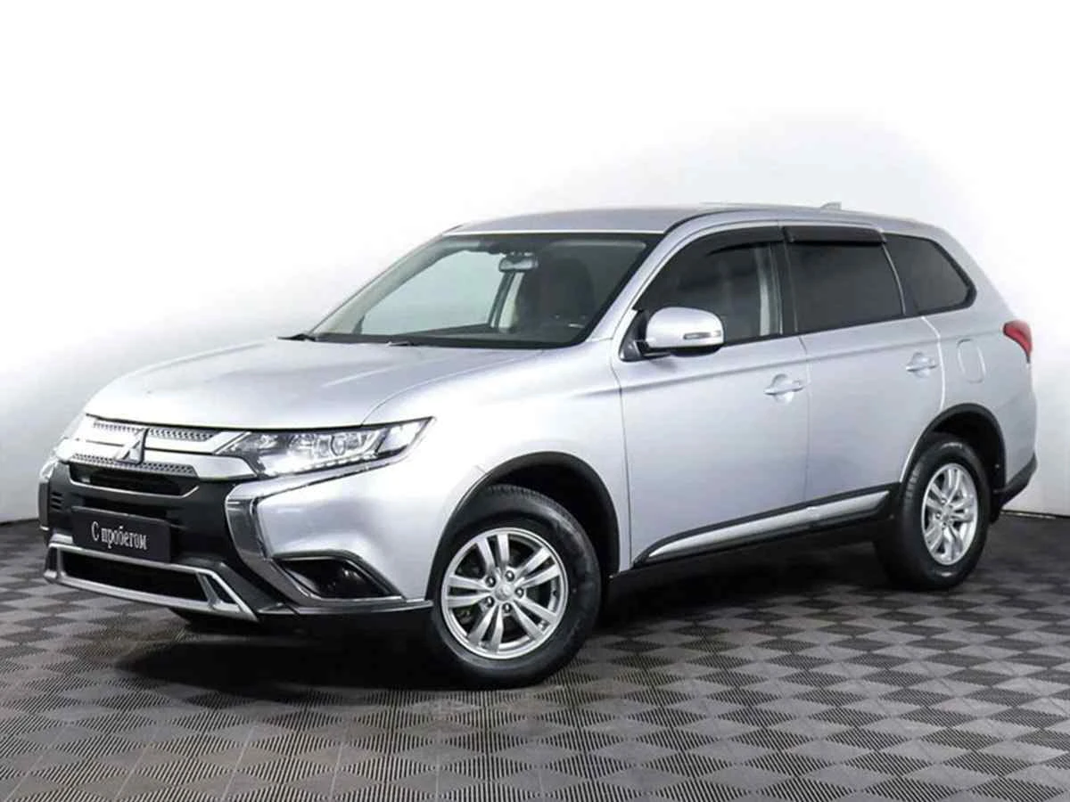 Mitsubishi Outlander, Серебряный, 2020, Вариатор, 146 л.с., цена от 1 949 000 руб.