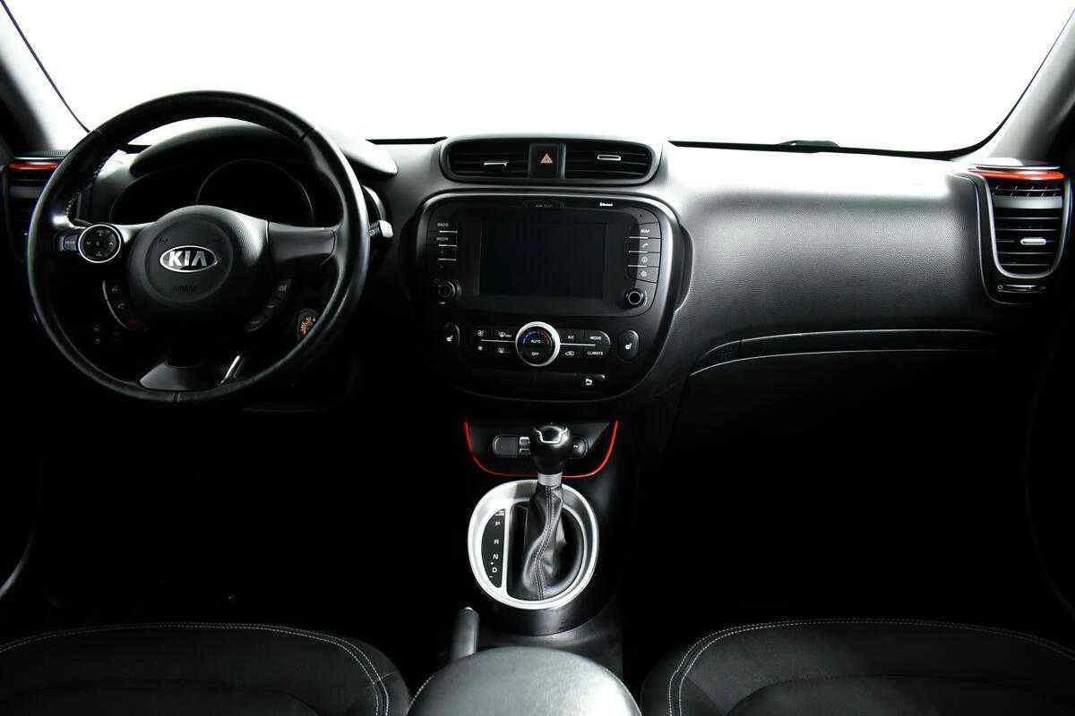 KIA Soul, Белый, 2015, Автоматическая, 123 л.с., цена от 918 000 руб.