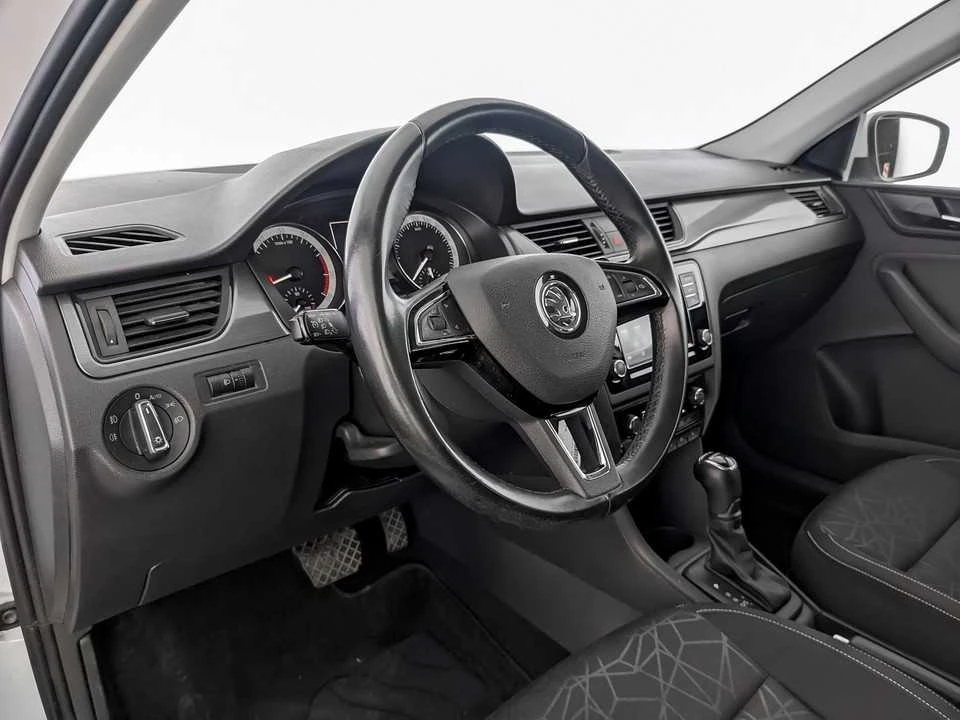 SKODA RAPID, Белый, 2019, Автоматическая, 110 л.с., цена от 956 800 руб.