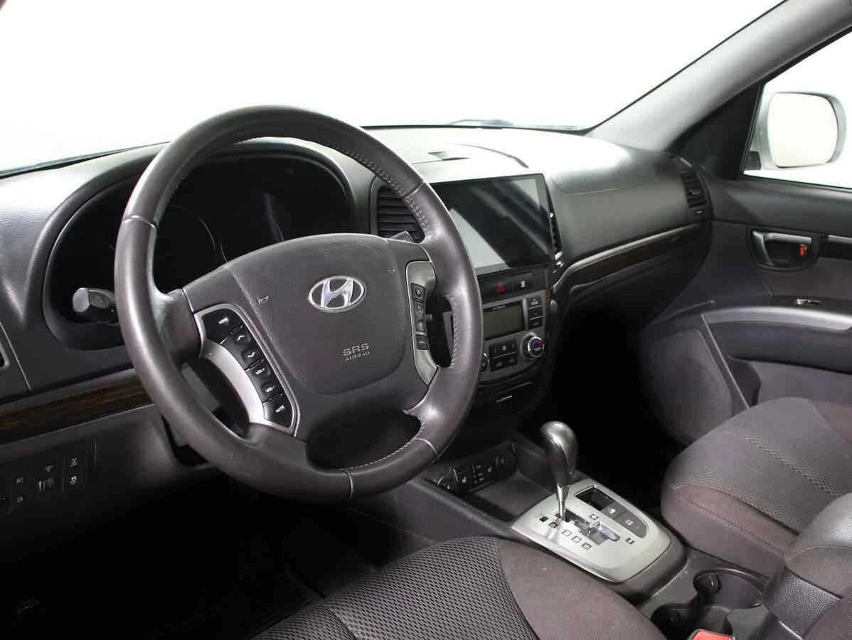 Hyundai Santa Fe, Серебряный, 2011, Автоматическая, 174 л.с., цена от 699 000 руб.