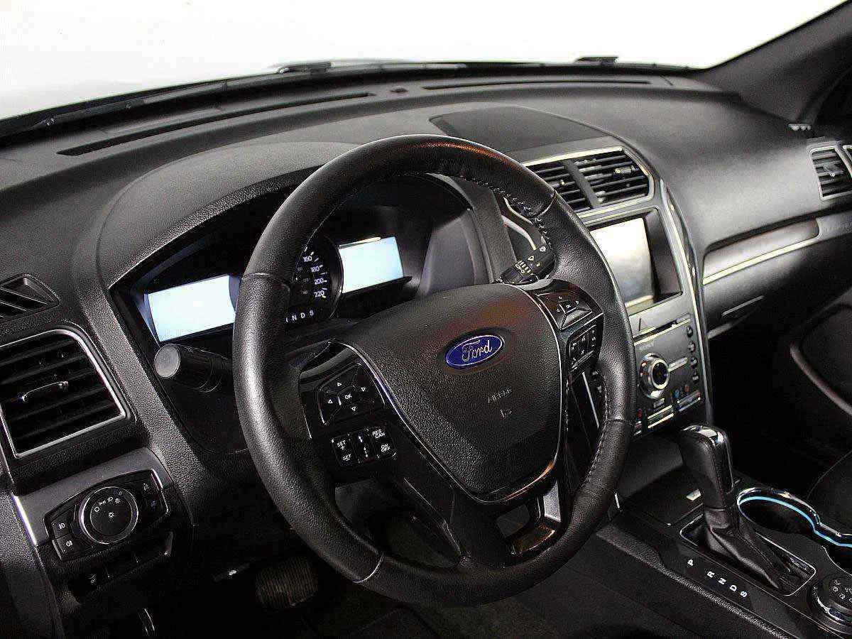 Ford Explorer, Серый, 2016, Автоматическая, 249 л.с., цена от 2 065 000 руб.