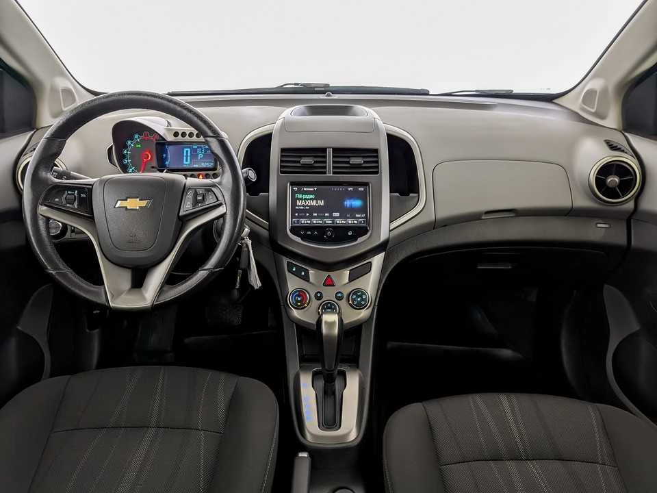 CHEVROLET AVEO, Красный, 2014, Автоматическая, 116 л.с., цена от 592 000 руб.